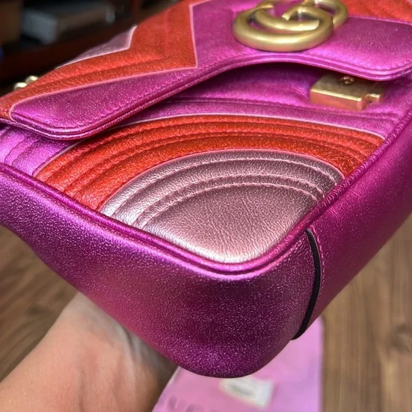 A116- 💯 % authentic Gucci limited Marmont shoulder bag - Picture 9 of 17